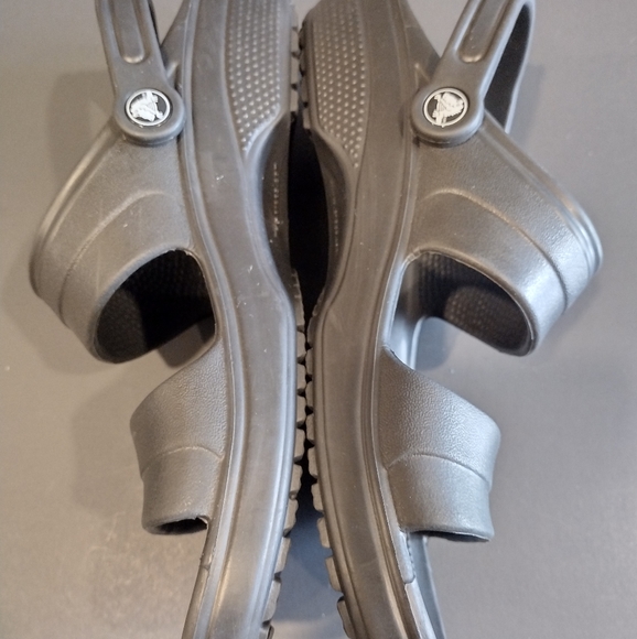 'COPY - Crocs Classic Sandals Men or Womens - Picture 13 of 15